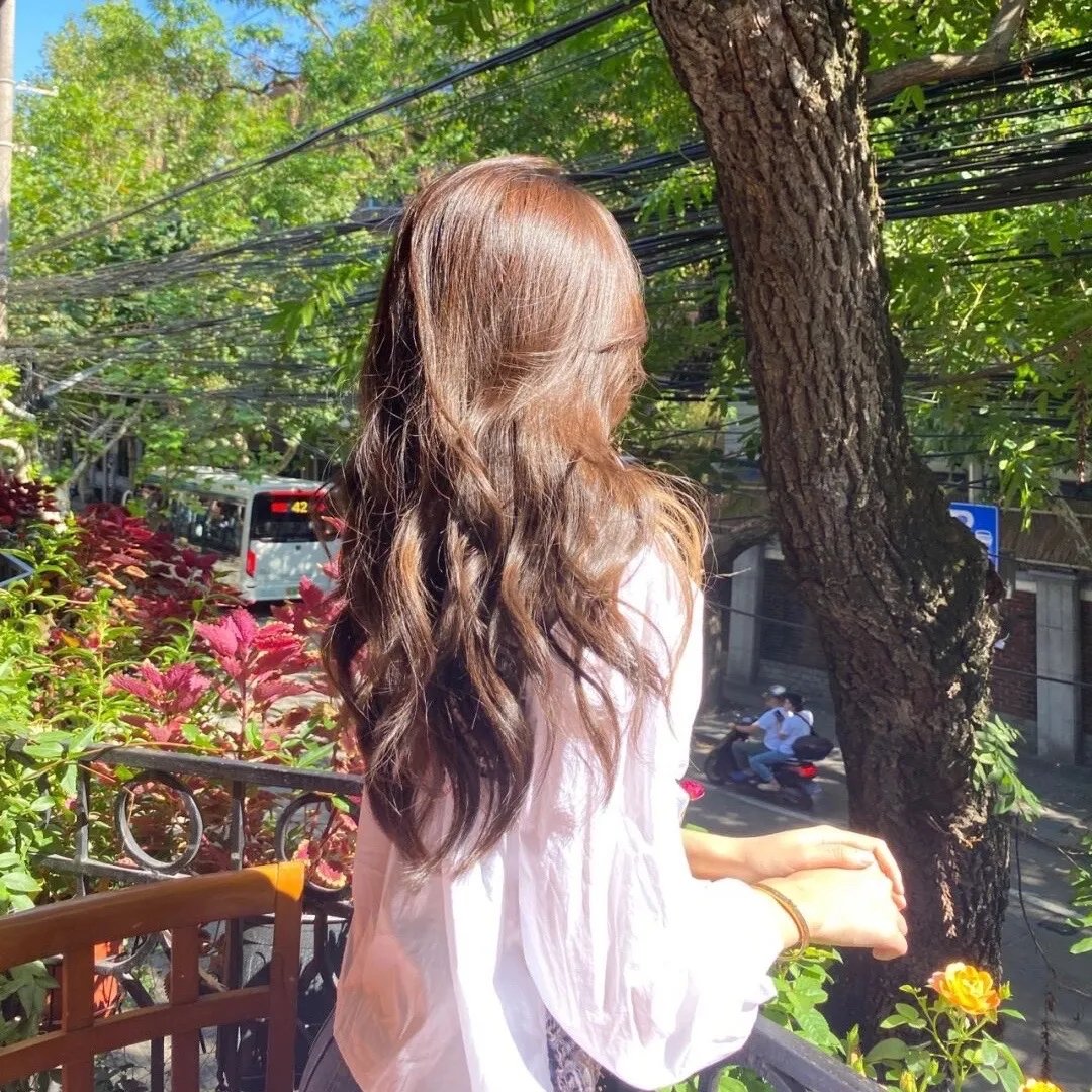 月亮中的亚马逊女人